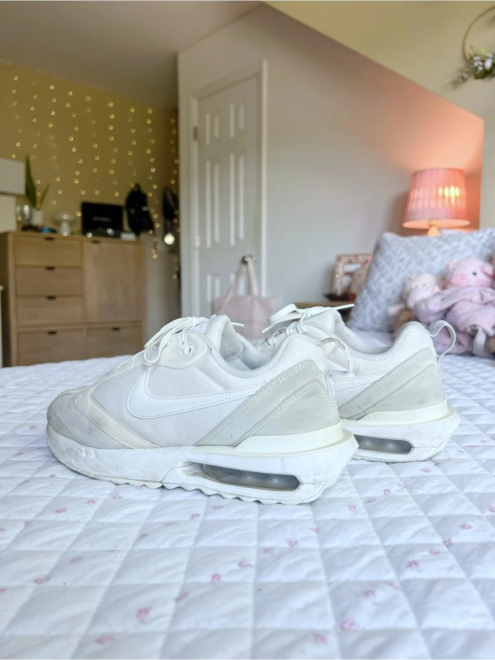 Nike Air Max Dawn White Phantom Sail Coconut Milk Sneakers Women’s Size 8